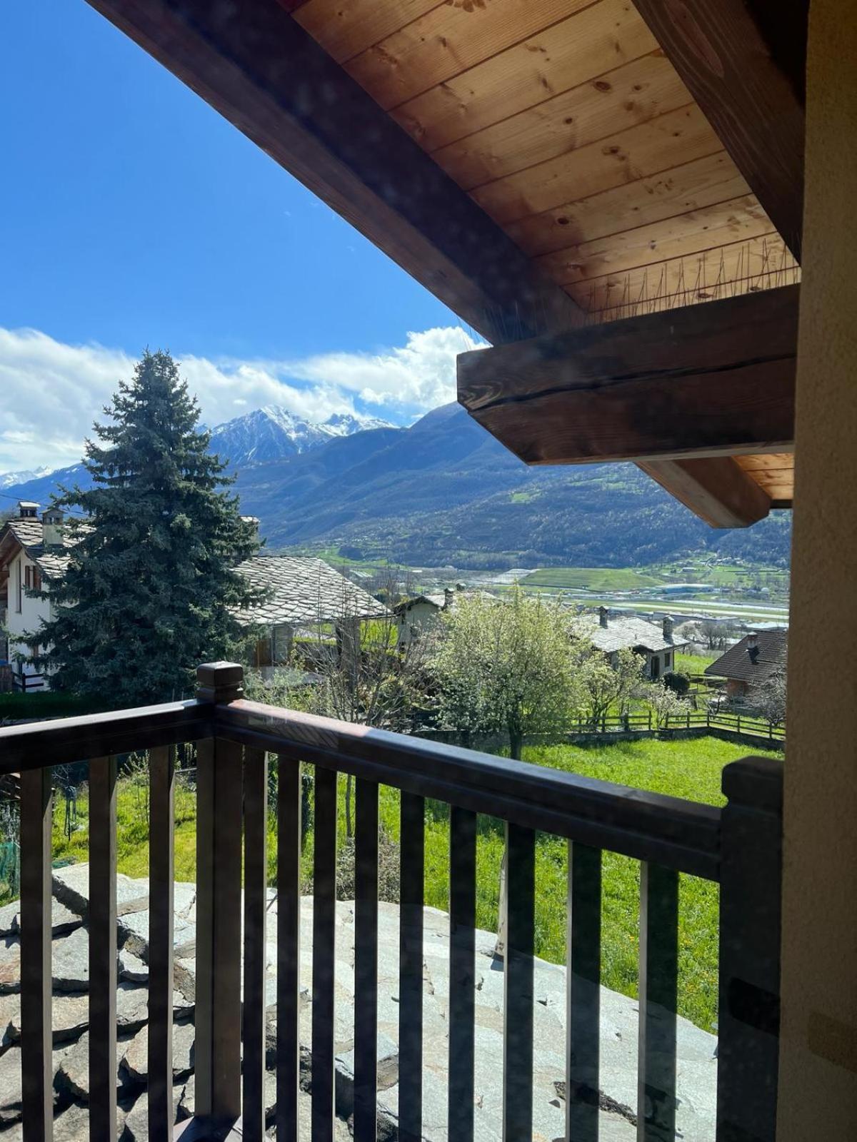 Grazioso Appartamento 1 Aosta Exterior foto