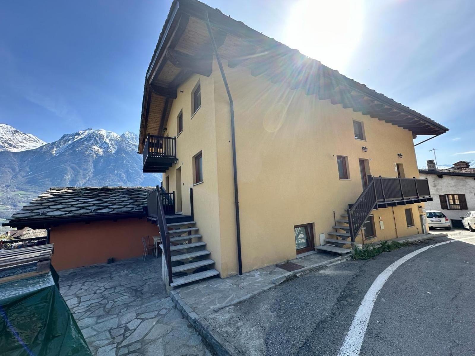 Grazioso Appartamento 1 Aosta Exterior foto